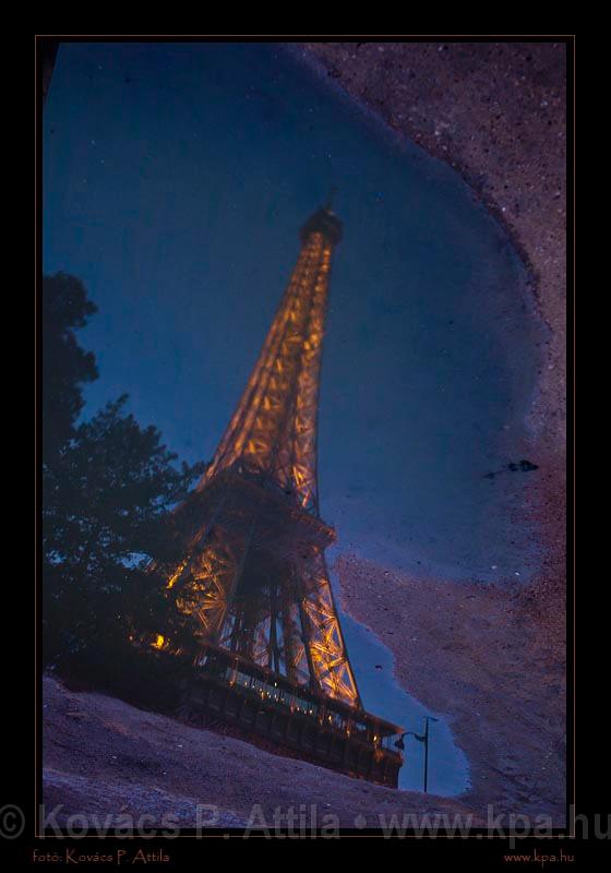 Eiffel Tower 007.jpg